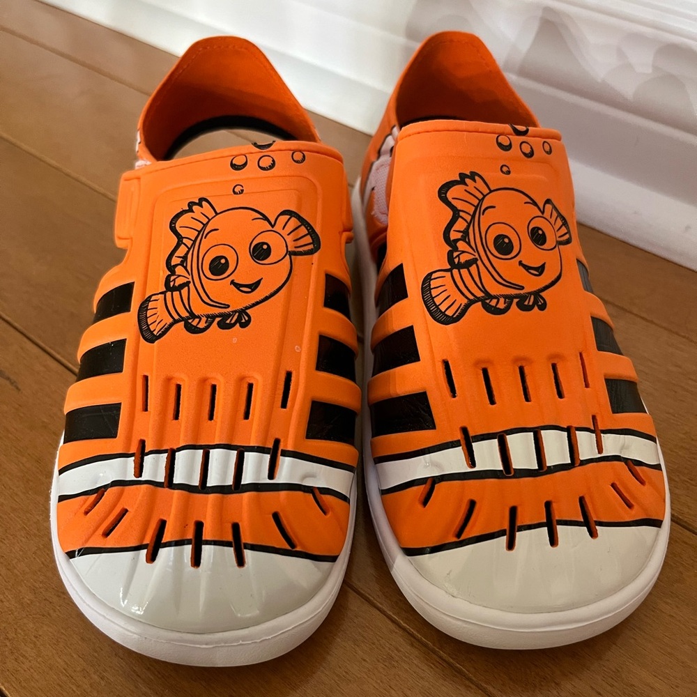 Adidas Disney Finding Nemo Closed Toe Kids Sandals